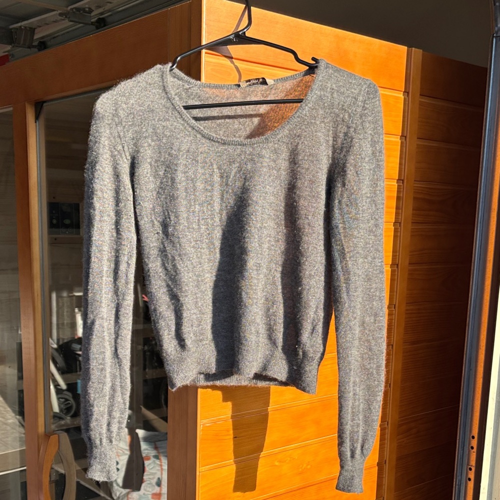 Bottega Veneta Gray Scoop Neck Long Sleeve Sweater